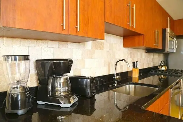 Studio Apartment 14A