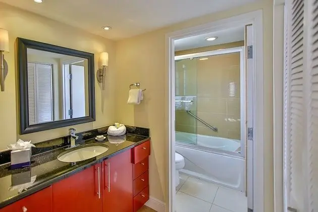 Studio Apartment 14A