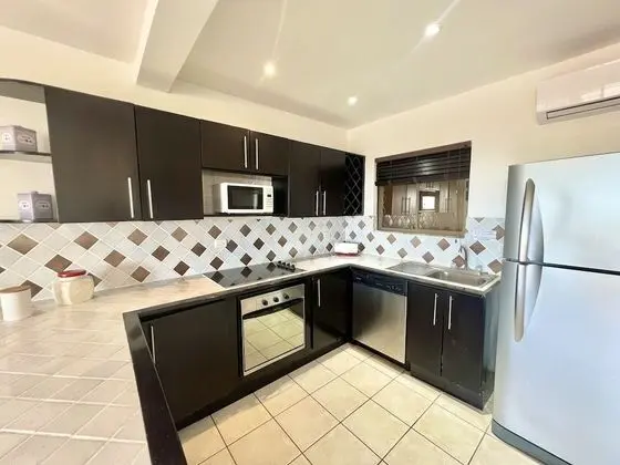 Deluxe Apart Daire, 2 Yatak Odası, Küçük Mutfak, Kısmi Deniz Manzaralı