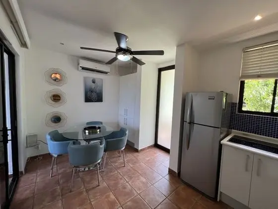 Deluxe Stüdyo, 1 Yatak Odası, Küçük Mutfak, Bahçe Manzaralı (3rd Level-No Elevator)