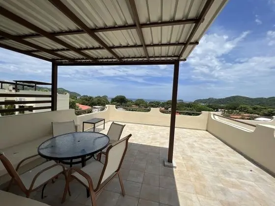 Deluxe Stüdyo, 1 Yatak Odası, Küçük Mutfak, Bahçe Manzaralı (3rd Level-No Elevator)