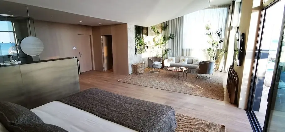 Grand Süit, Deniz Manzaralı