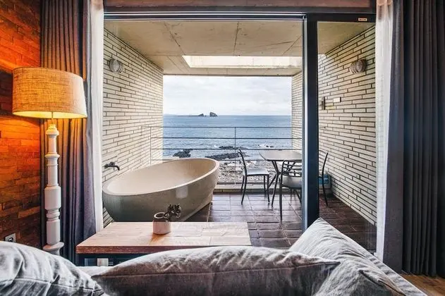 İki Ayrı Yataklı Oda (Nomad Twin Room)