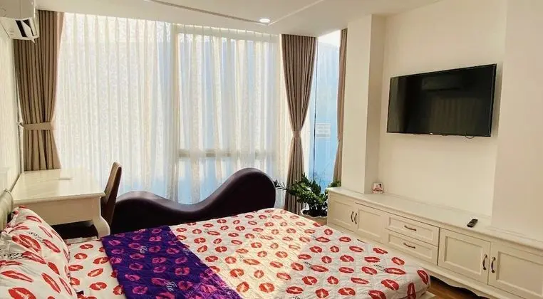 Deluxe Stüdyo, Balkon
