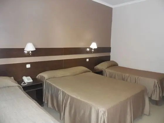 Standard Üç Kişilik Oda
