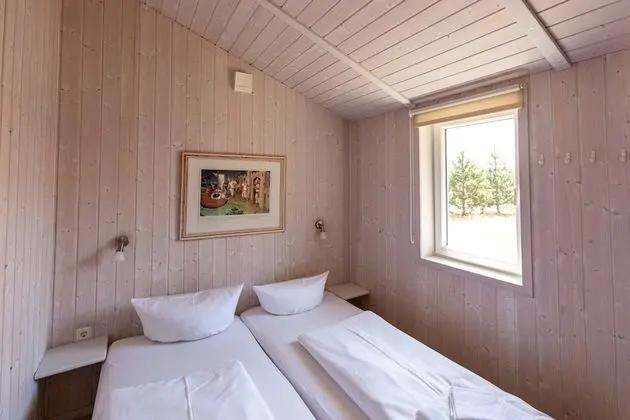 AMAZONIA House Standard, Parking in front of the house