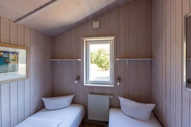 AMAZONIA House Standard, Parking in front of the house