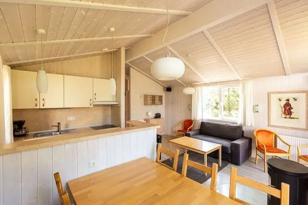 AMAZONIA House Standard, Parking in front of the house