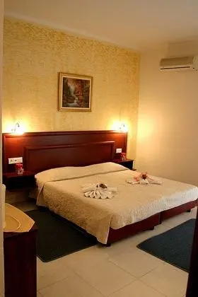 Standard Oda, Bahçe Manzaralı