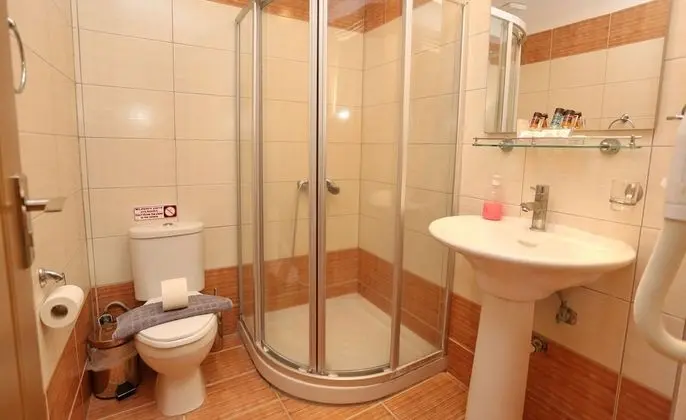 Superior Oda, Bahçe Manzaralı