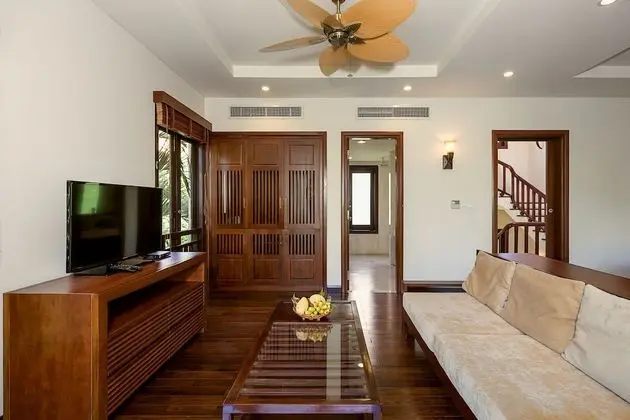 Villa, 3 Yatak Odası, Kişiye Özel Havuzlu, Bahçe Manzaralı