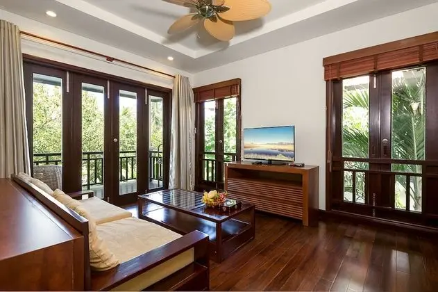 Villa, 3 Yatak Odası, Kişiye Özel Havuzlu, Bahçe Manzaralı