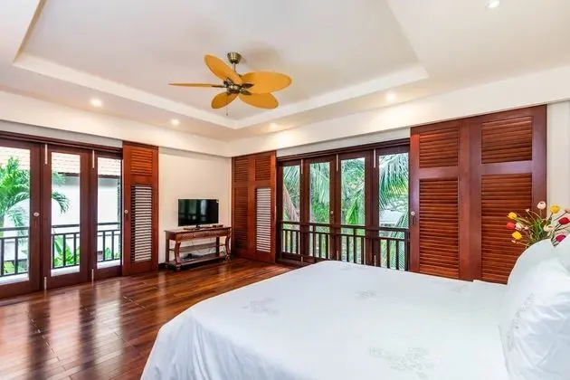 Villa, 4 Yatak Odası, Kişiye Özel Havuzlu, Bahçe Manzaralı