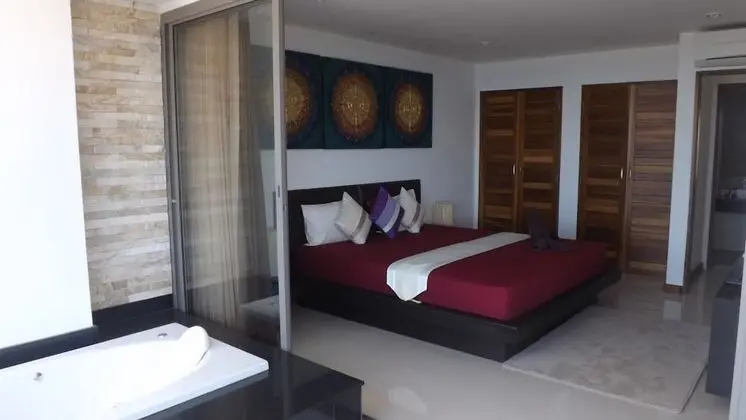 1 Bedroom Deluxe Sea View Apartment