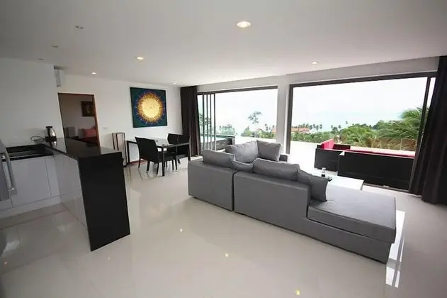 2 Bedrooms Penthouse Apartment