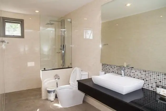 2 Bedrooms Penthouse Apartment