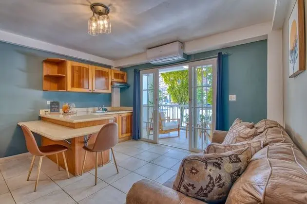 Town View King Suite