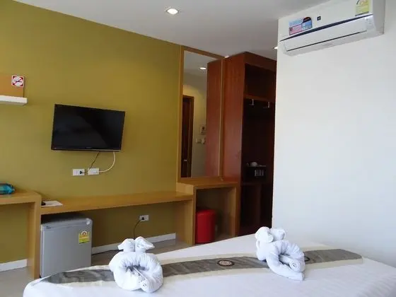 Deluxe King Room with Balcony