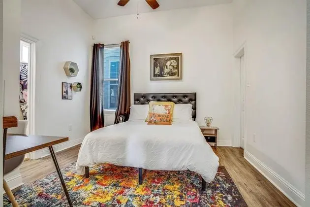 Ev (Tropical Treme Home Mins to the Frenc)