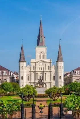 Ev (Tropical Treme Home Mins to the Frenc)