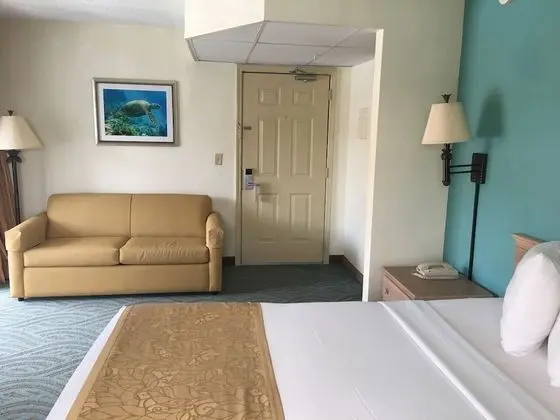 Standard Oda, 1 En Büyük (King) Boy Yatak ve Çekyat, Balkon, Kısmi Deniz Manzarası