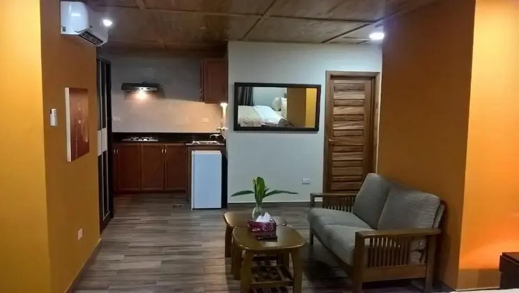 Standard Tek Büyük Yataklı Oda