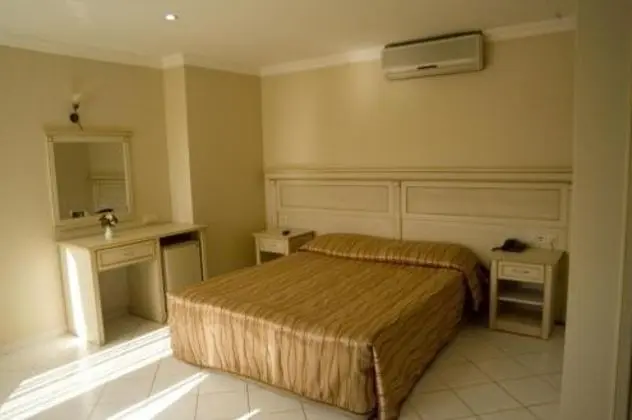Standart Oda, Bahçe Manzaralı