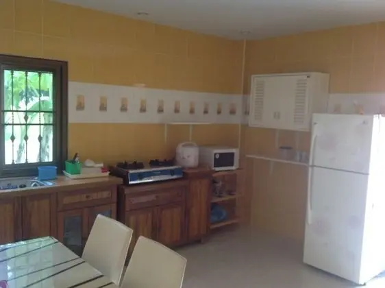 3-Bedroom Deluxe House