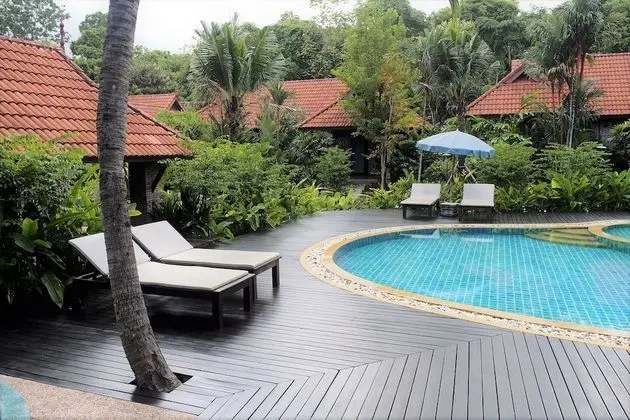 Deluxe Oda (Pool Verandah)