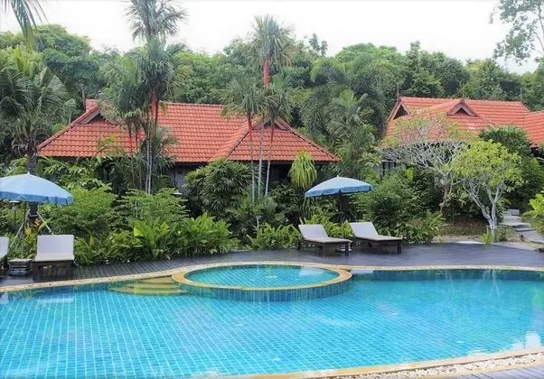 Deluxe Oda (Pool Verandah)