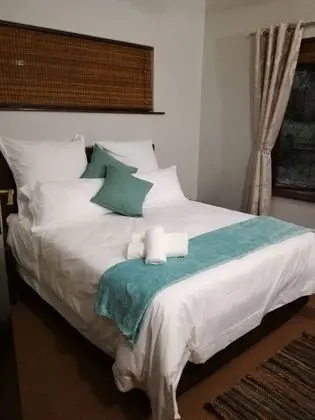 Standard Oda, 1 Büyük (Queen) Boy Yatak