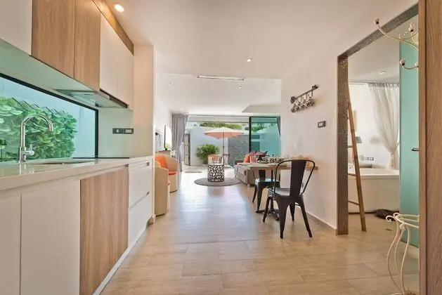Grand Villa, 1 Yatak Odası, Kişiye Özel Havuzlu, Havuz Manzaralı