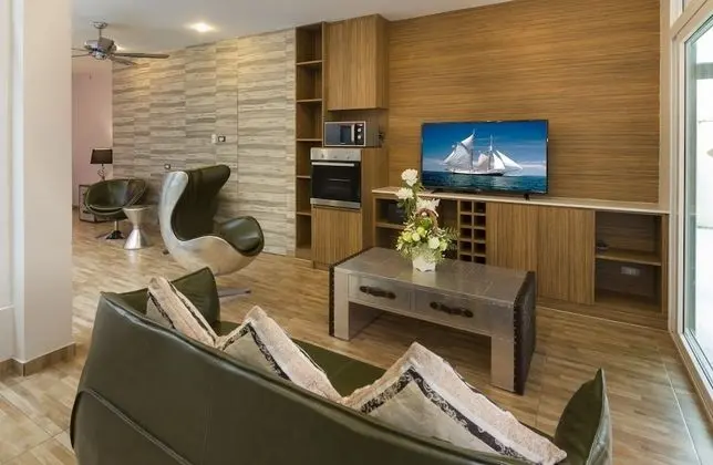 Villa T13 Private Pool 6 Bedrooms