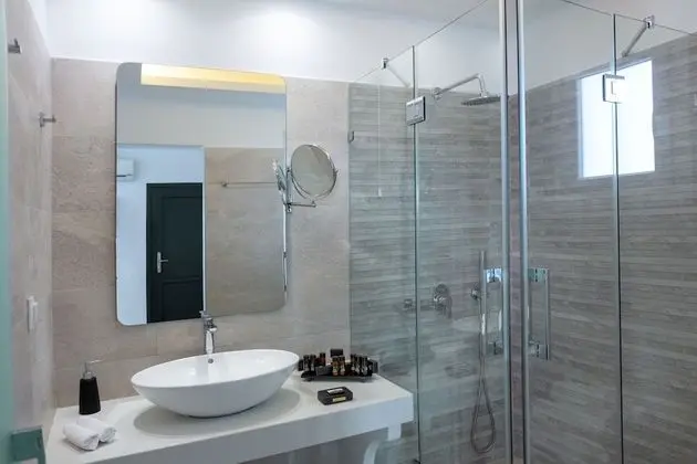 Deluxe Tek Büyük veya İki Ayrı Yataklı Oda