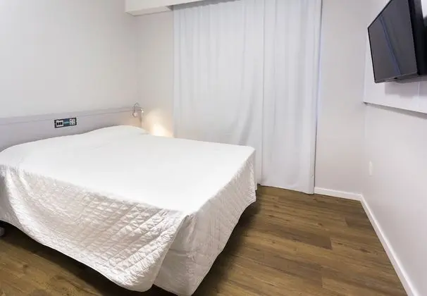 Tek Büyük veya İki Ayrı Yataklı Oda