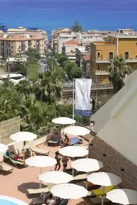 Panoramic Tek Büyük Yataklı Oda, Deniz Manzaralı