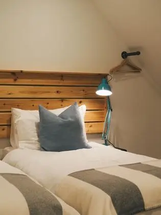 Deluxe Kulübe, Banyolu/Duşlu, Avlu Manzaralı (The Barn )