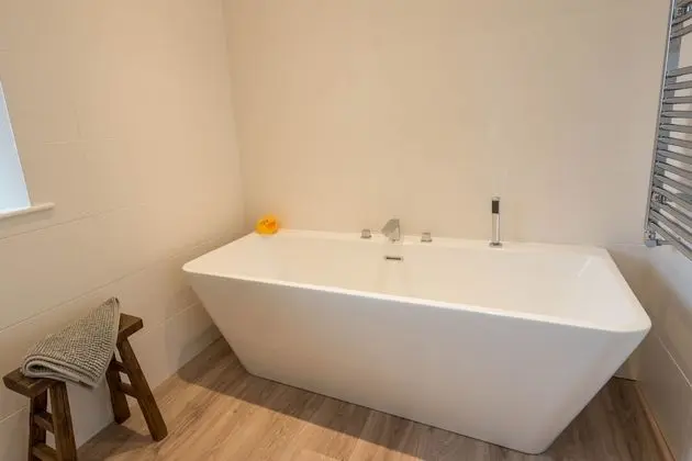 Deluxe Kulübe, Banyolu/Duşlu, Avlu Manzaralı (The Barn )