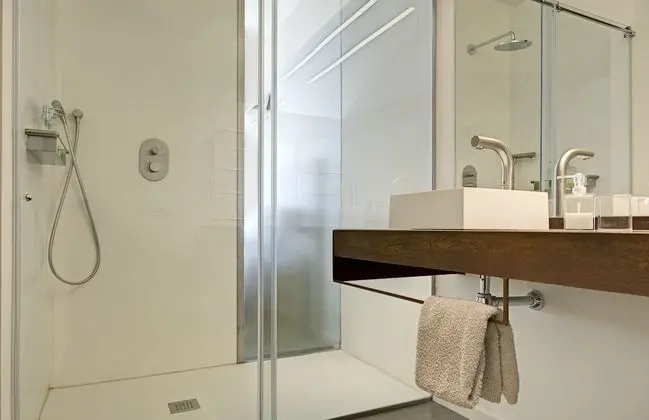 Tek Büyük Yataklı Oda, Teras, Dağ Manzaralı