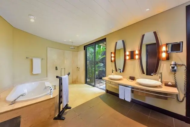 Tropical Junior Suite