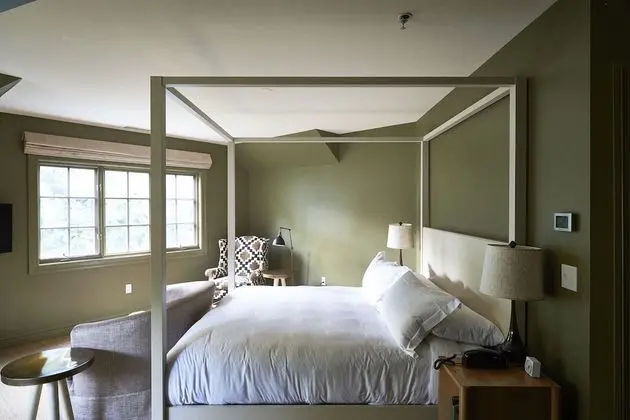Grand Oda (Manor West)