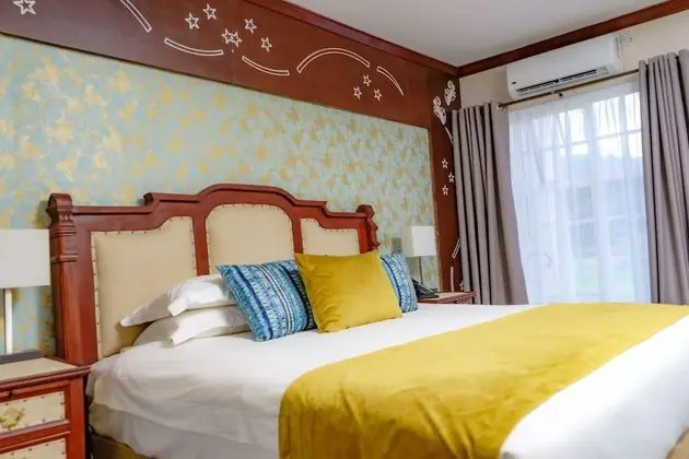 Deluxe Tek Büyük Yataklı Oda, Sigara İçilmez, Göl Manzaralı