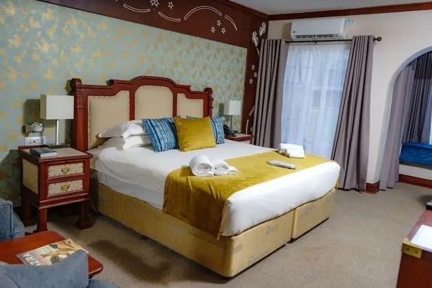 Deluxe Tek Büyük Yataklı Oda, Sigara İçilmez, Göl Manzaralı