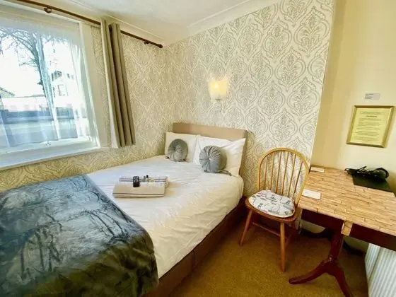 Standard Tek Büyük Yataklı Oda, Banyolu/Duşlu (Small Double, Small Room)