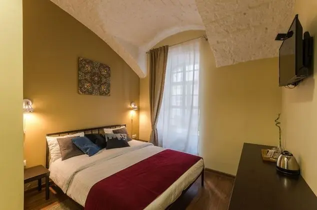 Tek Büyük Yataklı Oda