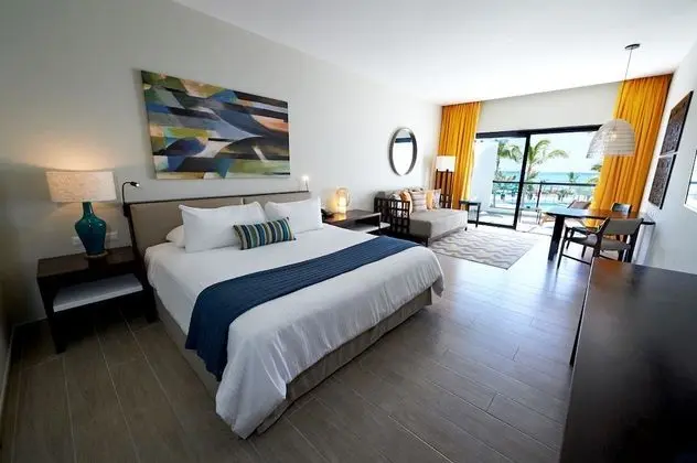 Junior Suite Poolside Ocean View + EXCLUSIVE Cap Cana Benefits