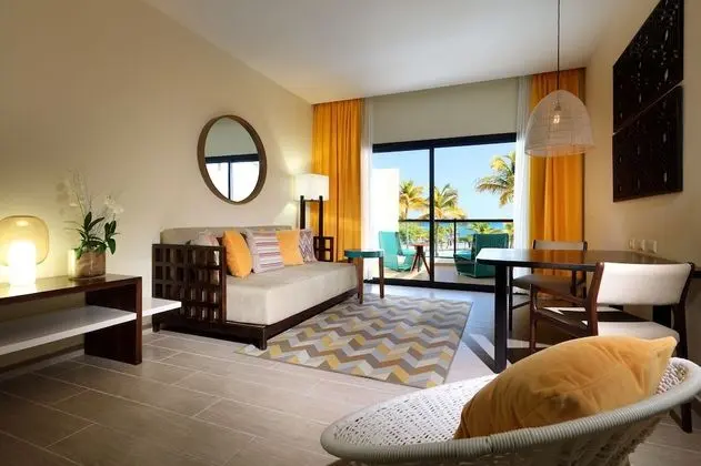 Junior Suite Poolside Ocean View + EXCLUSIVE Cap Cana Benefits