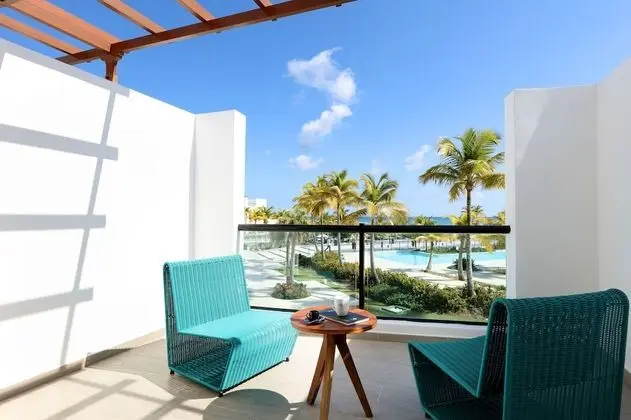 Junior Suite Poolside Ocean View + EXCLUSIVE Cap Cana Benefits