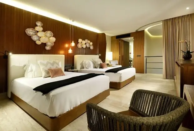 Loft Suite Beachside Ocean View