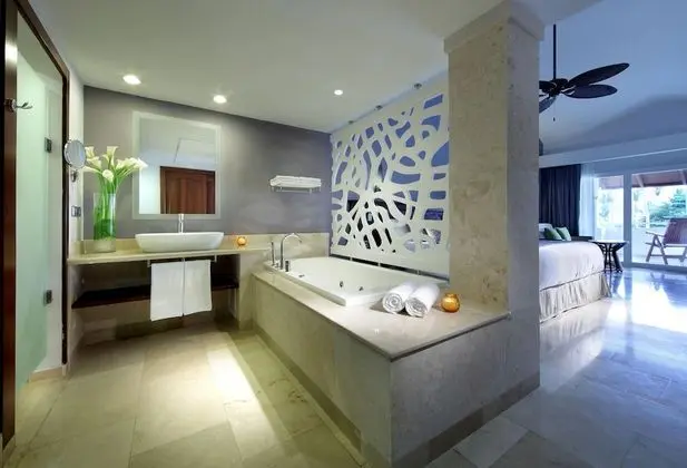 Junior Suite Garden / Pool View